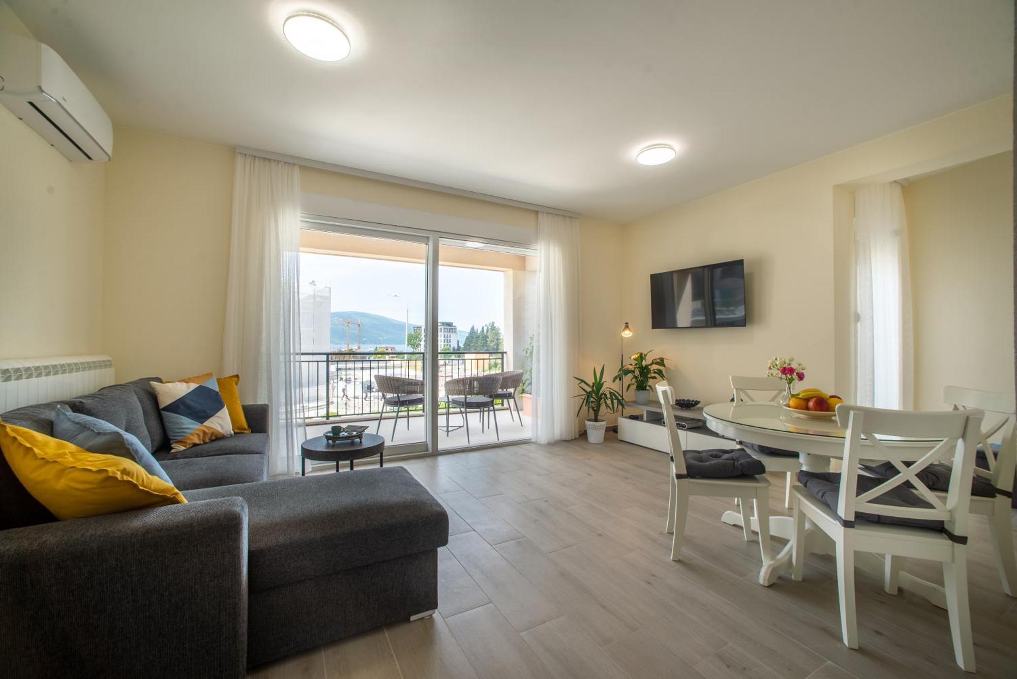 Villa Linz Тиват Екстер'єр фото