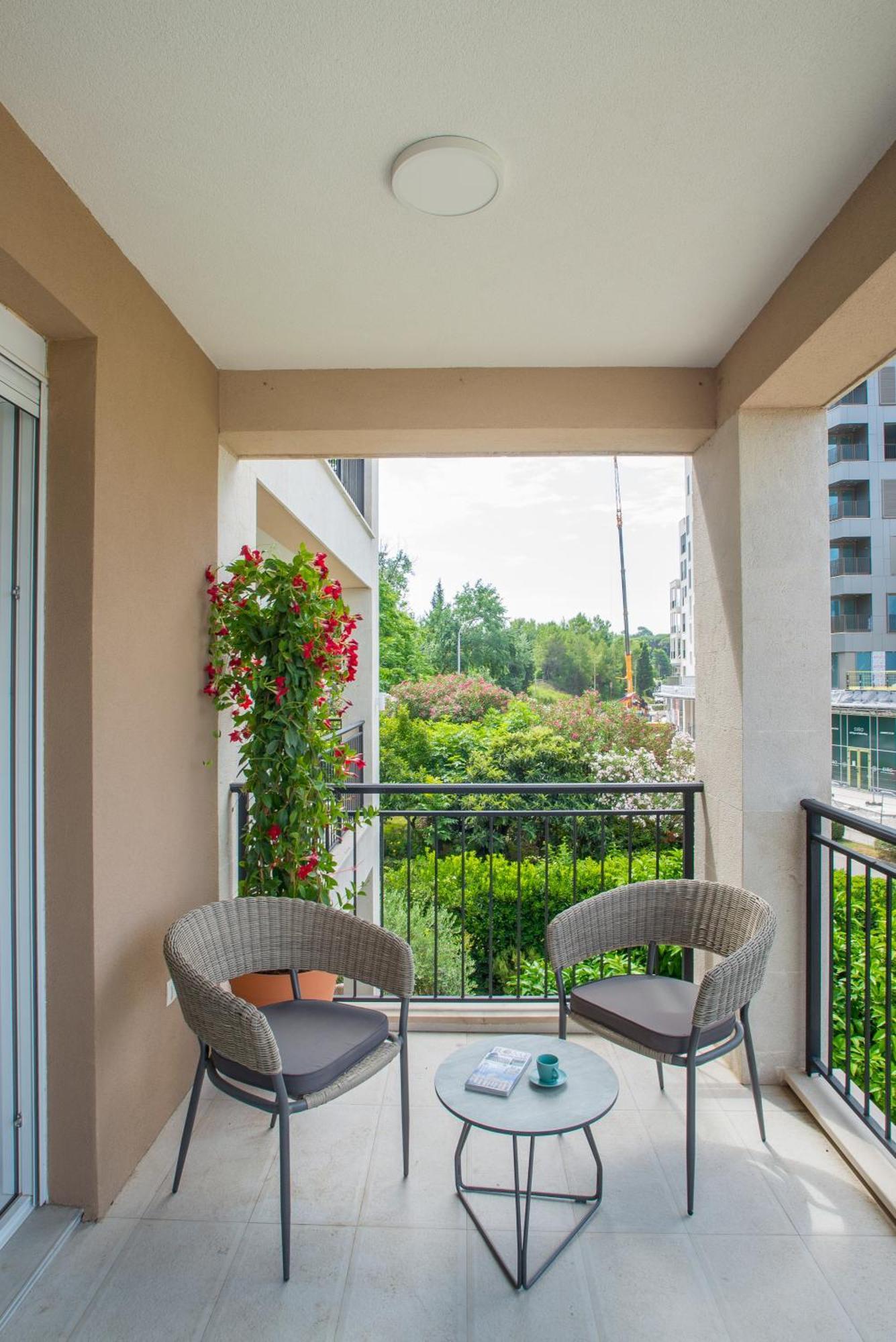 Villa Linz Тиват Екстер'єр фото